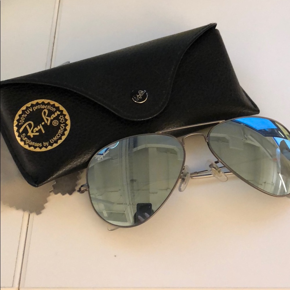 Silver Mirrored Ray-Bans